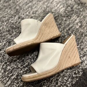Steve Madden Urge Tan Wedge Shoes